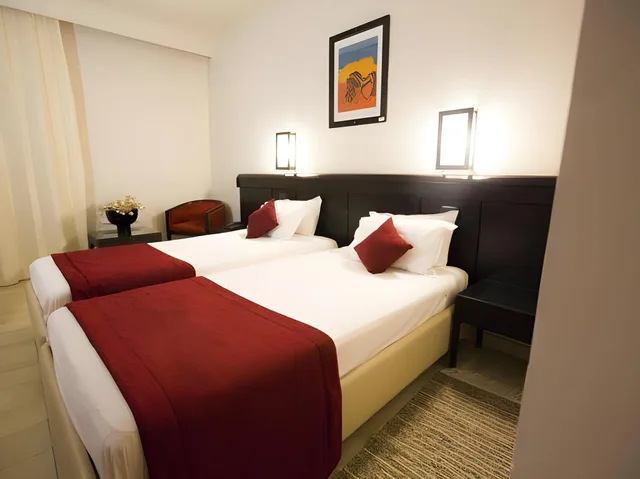Room, City View, Ambassadeurs Hotel 1/1