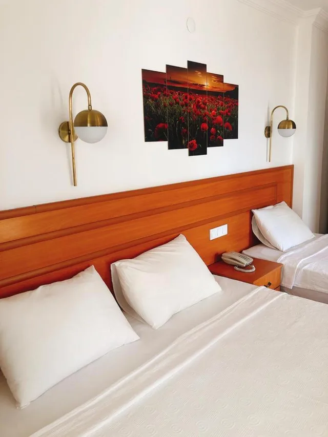 غرفة ثلاثية، Kekova Hotel 3/6