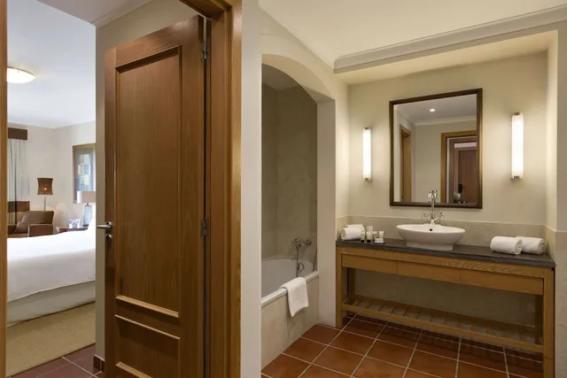 شقة بسرير كينج بغرفة نوم واحدة، Dolce By Wyndham Camporeal Lisboa 4/5