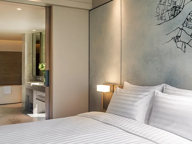 Executive, Suite, King Bed, Novotel Future Park Rangsit 1/10