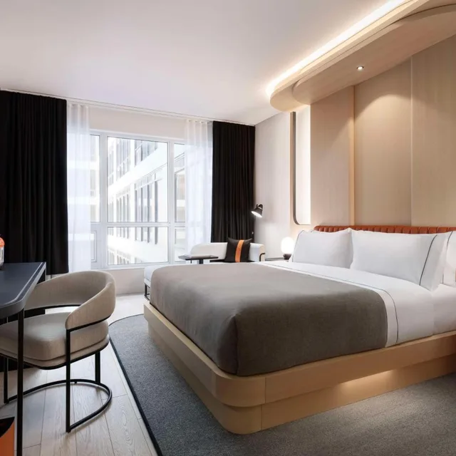 غرفة بسرير كينج وسرير كوين، Canopy by Hilton Toronto Yorkville 3/5