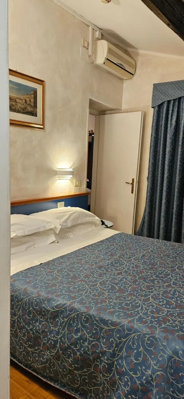 غرفة عائلية، Hotel Julia 10/10