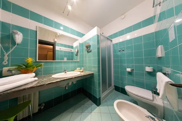 غرفة ثلاثية بثلاثة أسرّة، Hotel Tessarin 4/4