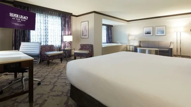Spa, Suite, King Bed، Silver Legacy Reno - A Caesars Rewards Destination 2/2