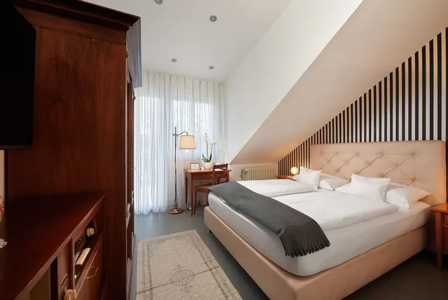 غرفة كومفورت مفردة بسرير كوين، Design Hotel Vosteen 4/10