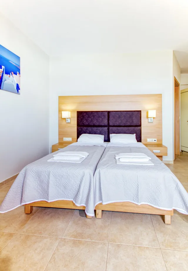 Superior Apartment 2 bedrooms, Pleasure Beach Hotel 2/10