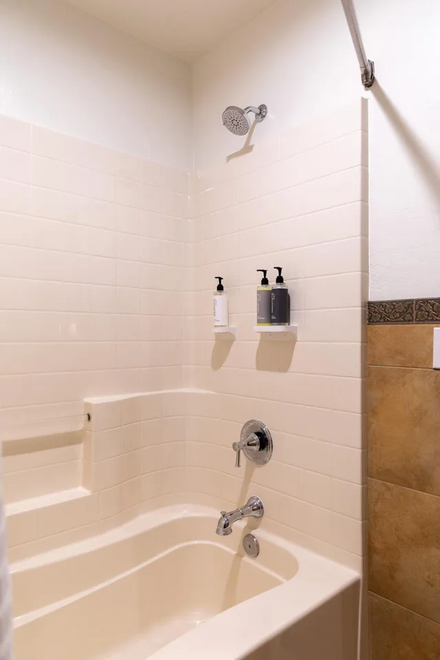 Superior, King Bed, Ayres Hotel Redlands 6/8