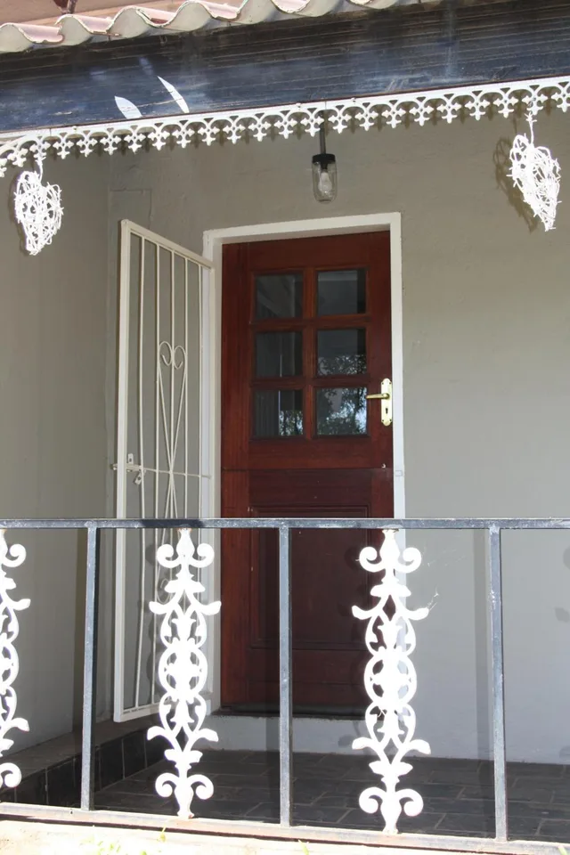 Misty Morn Cottages، Krugersdorp 5/58