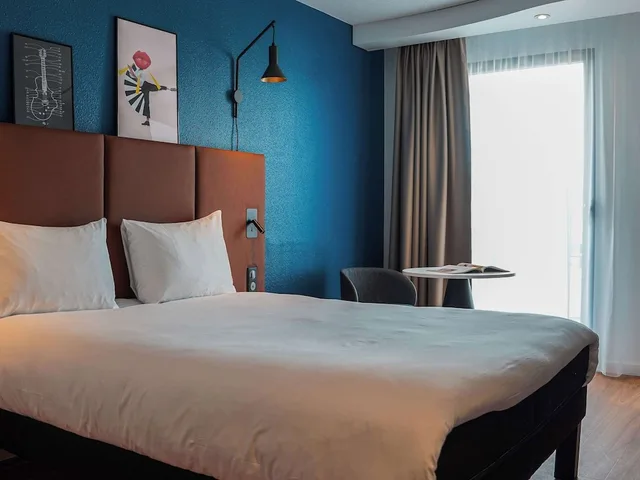 غرفة ثلاثية بسرير مزدوج مع أريكة، Ibis Bayeux Port En Bessin 2/10
