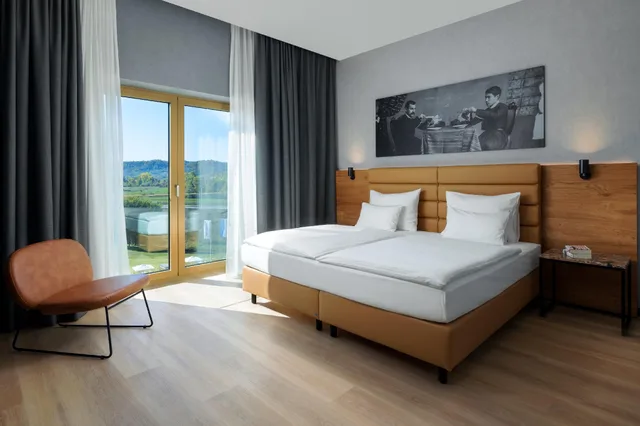 غرفة بسرير مزدوج، MK Hotel Tirana 1/2