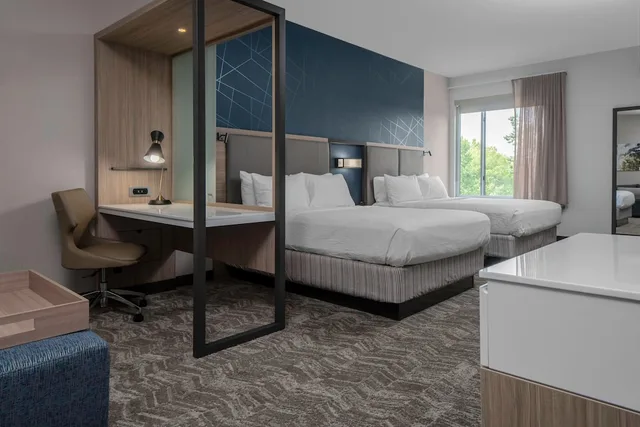 جناح بسريرين كوين لذوي الإعاقة، SpringHill Suites by Marriott Charlotte Huntersville 2/3