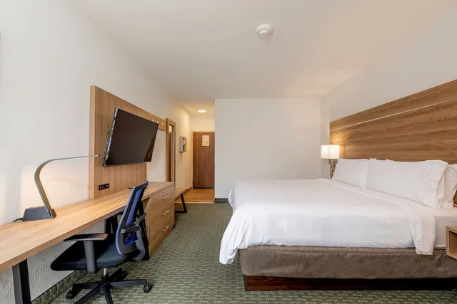 غرفة قياسية بسرير كينج، Holiday Inn Express San Jose Costa Rica Airport 6/10