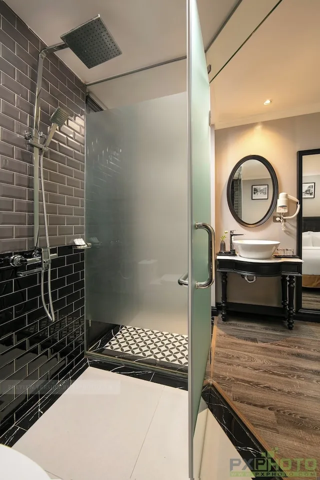 Executive, Suite, King Bed, City View, Hanoi Paradise Center Hotel & Spa 2/3