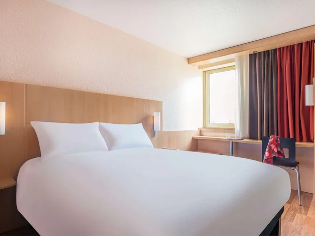 غرفة بسرير مزدوج، Ibis Nantes Centre Gare Sud 2/5