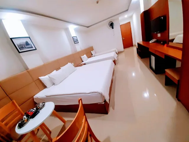 غرفة رباعية بسريرين مزدوجين بإطلالة على المدينة، Alibaba Hotel 3/8