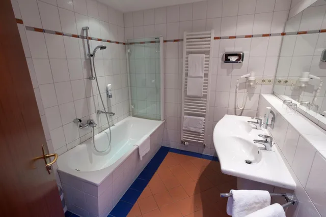 Deluxe, Double Bed, Lateral Side Sea View، Moby Dick Wustrow 4/4