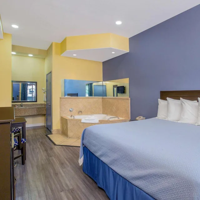 جناح ديلوكس بسرير كينج، Days Inn By Wyndham Banning Casino/Outlet Mall 1/6