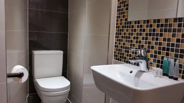 غرفة قياسية بسرير مزدوج، Chester Hotel Victoria 1/1