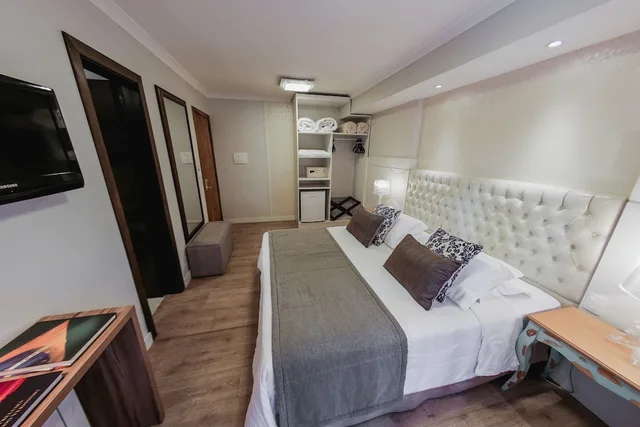 غرفة فاخرة بسرير كوين بإطلالة على البحر، Bavaria Sport Hotel by Intercity 4/8