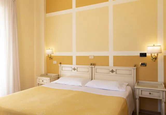 Room, Twin Beds, City View, Settentrionale Esplanade 3/6