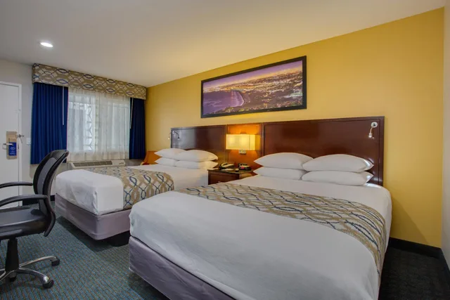 غرفة رباعية بسريرين كوين، Quality Inn San Diego South - Chula Vista 1/3