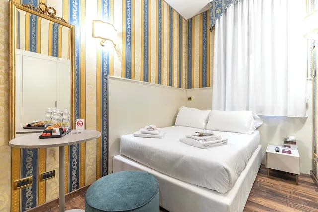 Classic, Double Bed, Private Bathroom, Ca Morosini 6/10