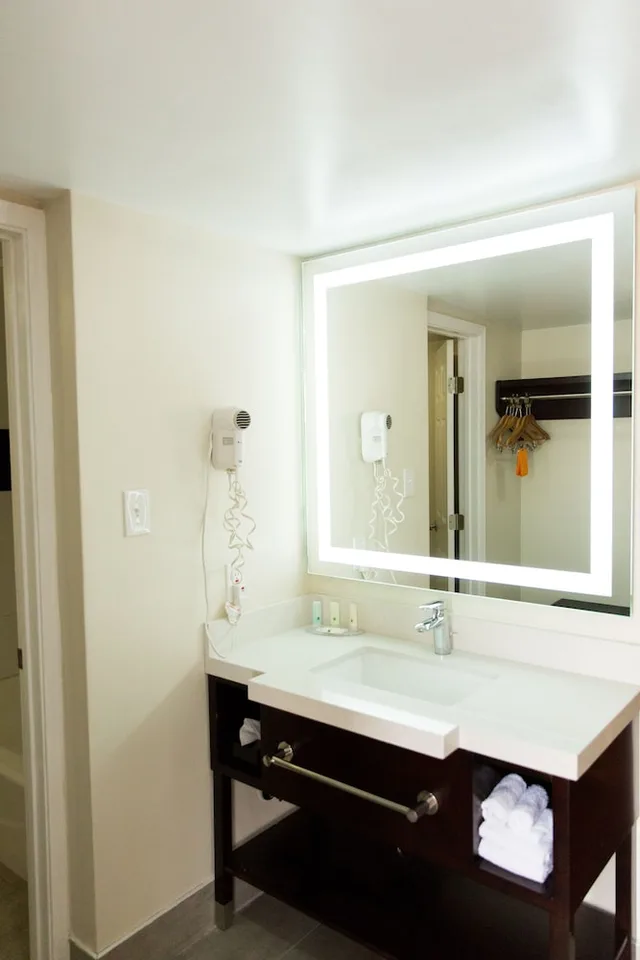غرفة بسريرين كوين لذوي الإعاقة، Quality Inn & Suites Goodyear - Phoenix West 7/7