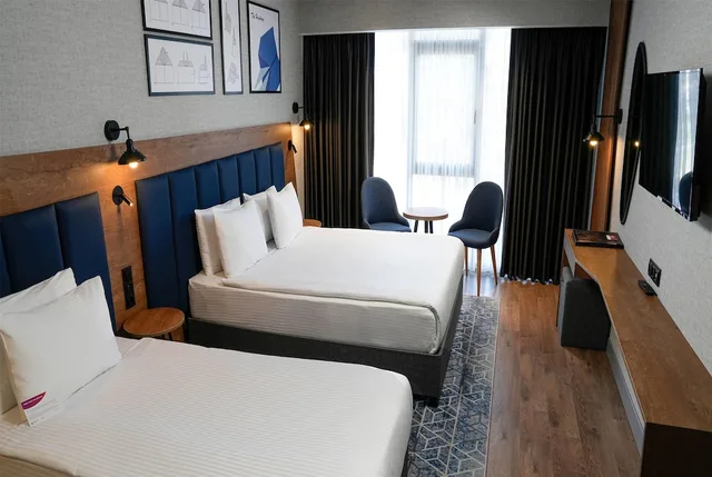 Family, King Bed, Ramada Encore by Wyndham Istanbul Arnavutkoy 2/8
