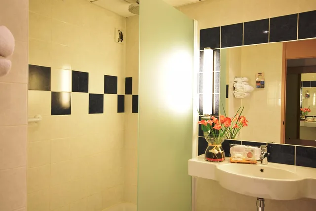 غرفة بسريرين منفصلين، KYRIAD PRESTIGE BORDEAUX OUEST - MERIGNAC 5/6