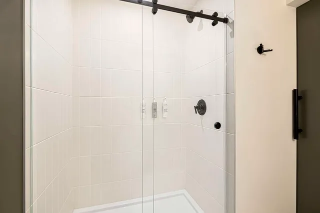 غرفة بسرير كينج لذوي الإعاقة، Spark by Hilton Las Vegas Airport 4/4