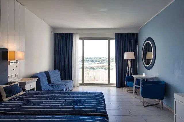 Family, Inland View، db Seabank Resort and Spa 1/2