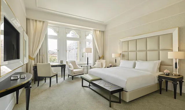 غرفة بريميوم بسرير كينج بإطلالة على المدينة، Parisi Udvar Budapest-Unbound Collection By Hyatt 2/8
