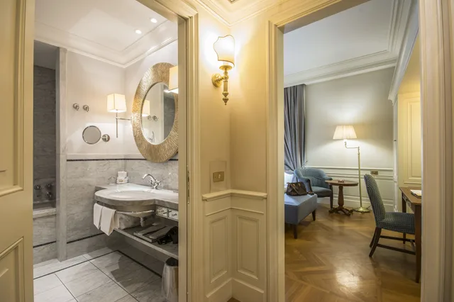 غرفة ديلوكس بسريرين منفصلين، Hotel Corona d Oro 1890 6/8