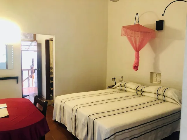 Standard, Twin Beds, Hotel Hemadan 2/3