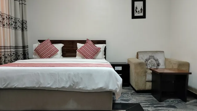 غرفة تنفيذية بسرير كينج، Hans Place Hotel 1/8