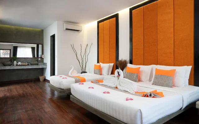 غرفة عائلية بإطلالة على المسبح بشرفة، Central Corner D Angkor 2/2