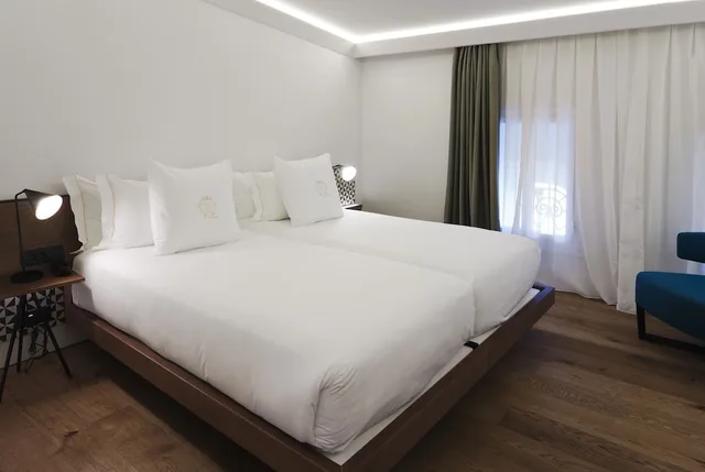 غرفة تنفيذية بسرير كينج، Hotel One Shot Reina Victoria 2/5