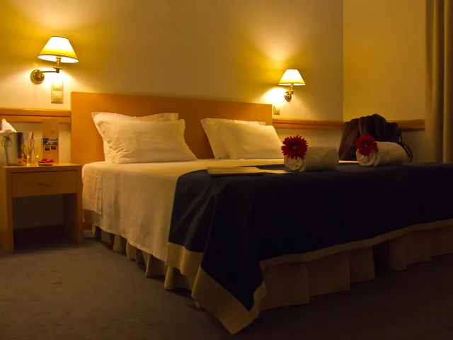 جناح، Consolata Hotel 1/2