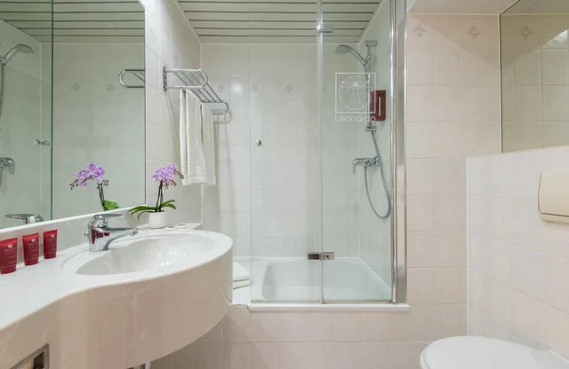 Comfort, Single, Leonardo Hotel Frankfurt City South 8/8