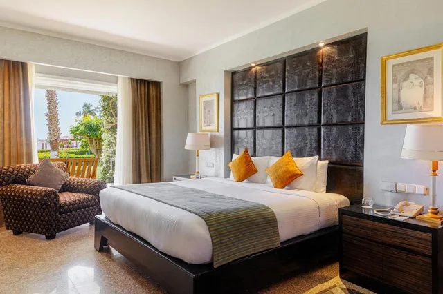 جناح تنفيذي بسرير كينج، Monte Carlo Sharm Resort Spa 1/1