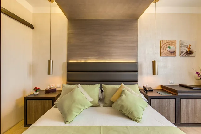 Superior, Double or Twin Bed, Warmthotel 5/10