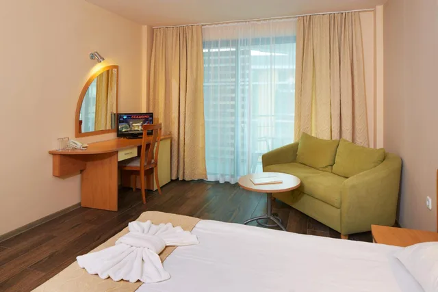 Studio, Balcony, Diamond Hotel 5/8