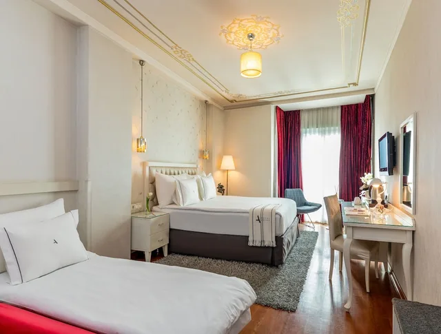 غرفة ديلوكس ثلاثية بغرفة نوم واحدة، Hotel Amira Istanbul 4/8