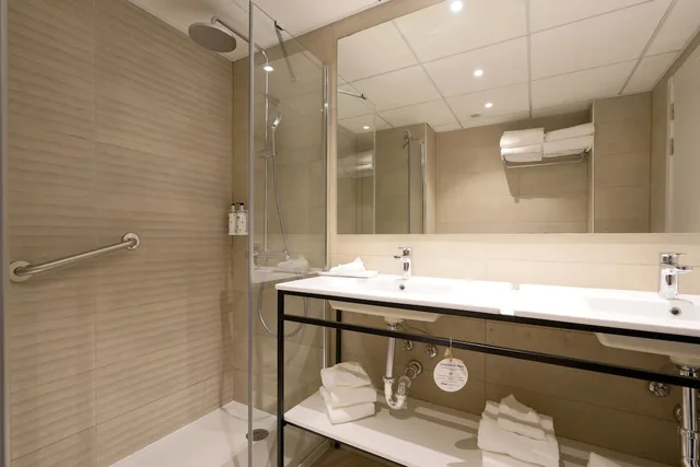 غرفة عائلية بأربعة أسرّة، Obal Urban Hotel 5/6