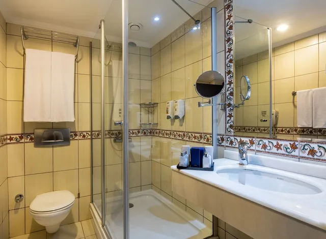 غرفة عائلية بسرير مزدوج بإطلالة على الحديقة بغرفتي نوم، Marmaris Bay Resort - Adults Only (16+) 4/4