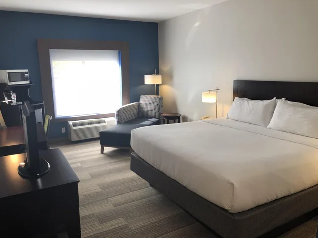 غرفة بسرير كوين، Comfort Inn Dayton South 1/3