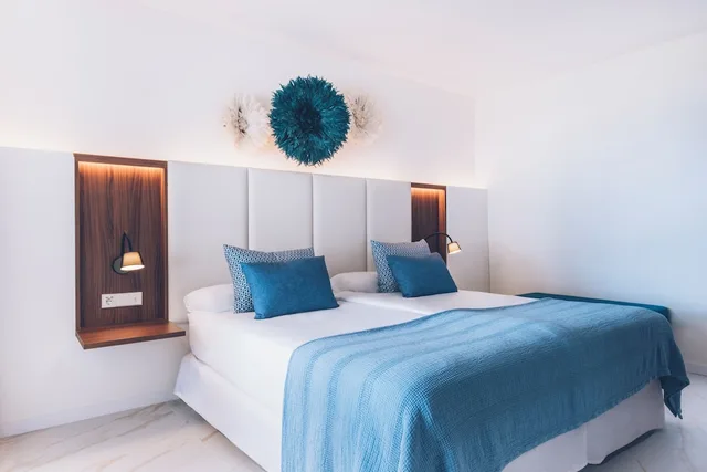 Family, Single, Sofa, Iberostar Selection Playa De Muro Village 1/2