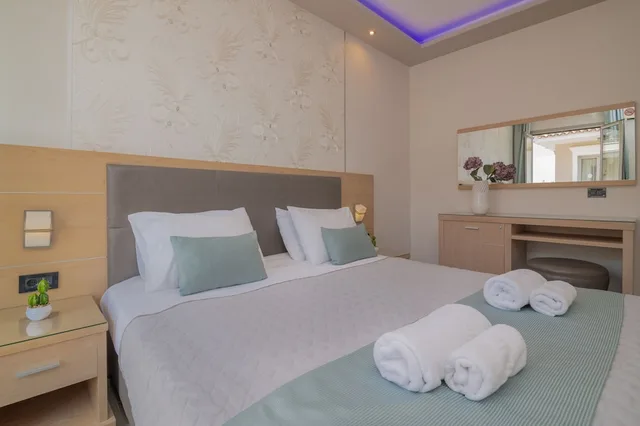 غرفة سوبيريور بسريرين منفصلين بشرفة، Tzante Hotel Zakynthos Adults Only 2/8