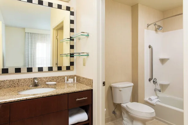 استوديو بسرير كينج، Residence Inn by Marriott Kansas City Airport 1/1