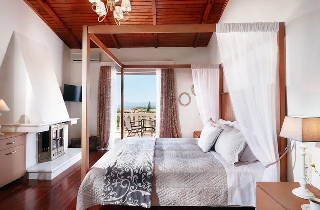 فيلا ديلوكس بسريرين منفصلين وسريرين كينج بـ4 غرف نوم مع أريكة بمسبح خاص، Villa Vanelia Mare 5/8